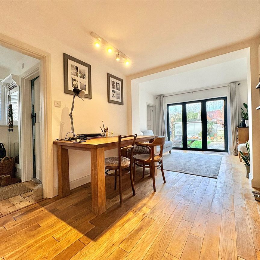 Glebe Side, Twickenham, TW1 1DB - Photo 1