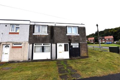 5 bedroom House in Woodbridge Lawn, Leeds - Photo 1