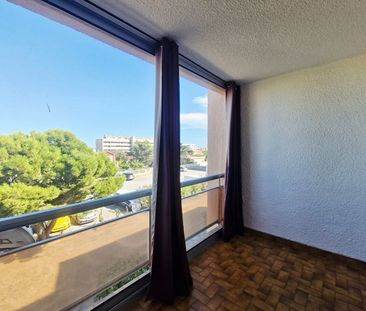 Location Appartement 2 pièces 34m² - Photo 3