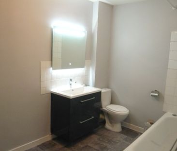 Maison T4 de 74 m² à LAVAL - Photo 5