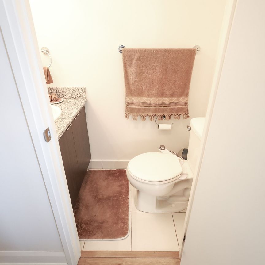 For Lease - 2910 Highway 7 Avenue Unit# 3105, Vaughan, Ontario - Photo 1