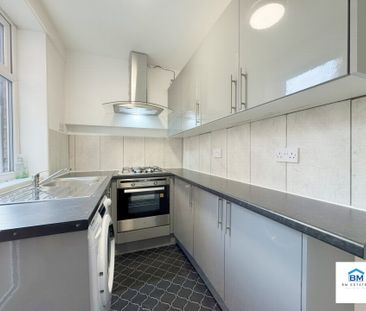 2 Bedroom Terraced - Photo 6