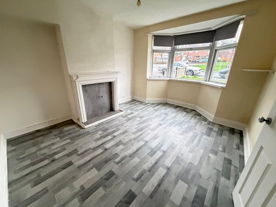 Roberts Road, Wednesbury, Sandwell - Photo 1