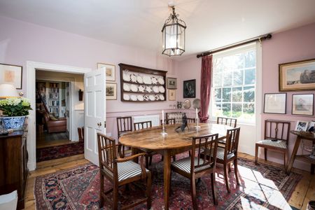 The Gatehouse, Englefield Green - Photo 5