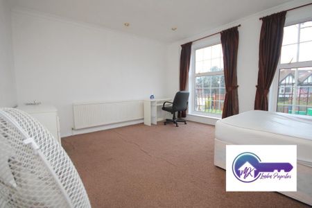 4 Bedroom End Terraced To Rent - Photo 3
