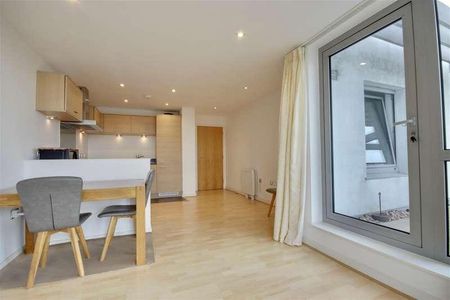 Brunswick House, Queen Street, Portsmouth, PO1 - Photo 5