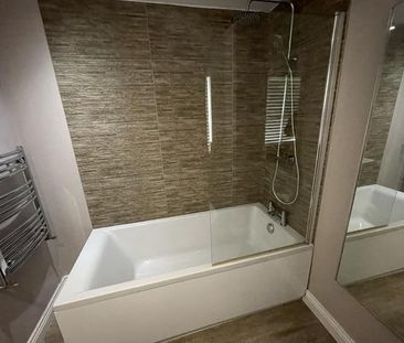 Lindisfarne Avenue - Photo 3