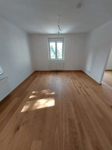 Moderne 4-Zimmer Wohnung in zentraler Lage - Photo 4