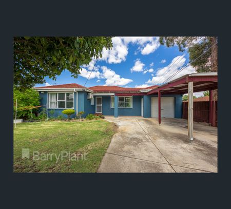 42 Avondale Avenue, St Albans, Vic 3021 - Photo 3