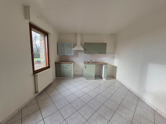 Location Maison 2 pièces 37m² COMBOURG 35270 - Photo 1