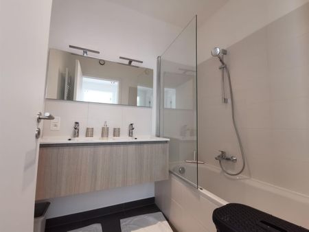 Frost B3.3 - Flat, 2 Chambre(s), 92 M2 - 1550€ - Foto 4