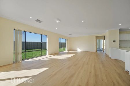 19 Dandenong Parade, Clarkson WA 6030 - Photo 3