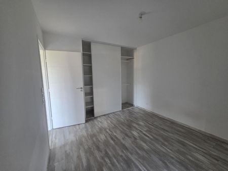 Location Appartement 2 pièces 41m² THONON LES BAINS 74200 - Photo 3