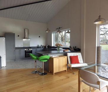 4 bedroom detached house to rent - Photo 6