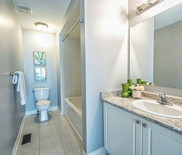 For Lease - 10 Mccabe Lane, New Tecumseth, Ontario - Photo 1