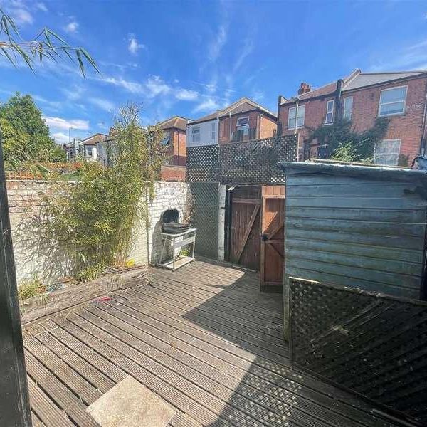 Derby Avenue, North Finchley, N12 - Photo 1