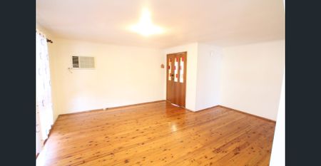 LOCATION !!! LOCATION !!! 3 BEDROOMS FRONT HOUSE IN QUIET STREET & INCLUDED BILL ( Electric , Water & Internet) - Photo 5