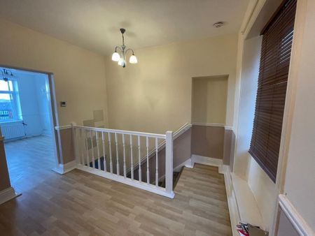 2 bedroom terraced house to rent - Photo 5
