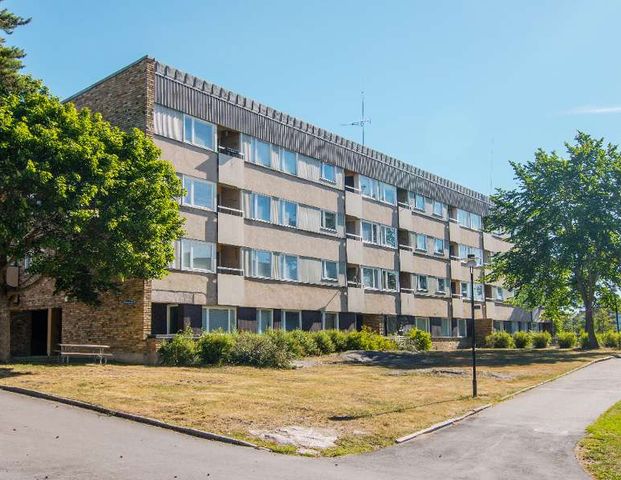 Ådalsvägen 2 B - Foto 1