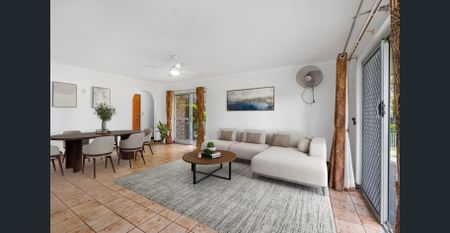 Large, two-bedroom apartment in convenient location - Photo 5