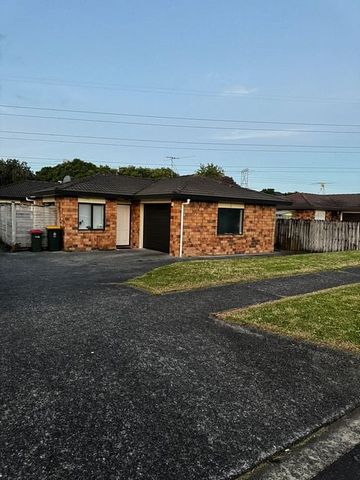 Charming 2BR Home in Flat Bush! - Photo 5