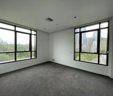 Stylish New York–Style Luxury Apartment Opposite Carlton Gardens - Photo 2