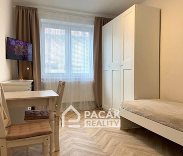 Pronájem bytu 1+1 25 m2 - Fotografie 3