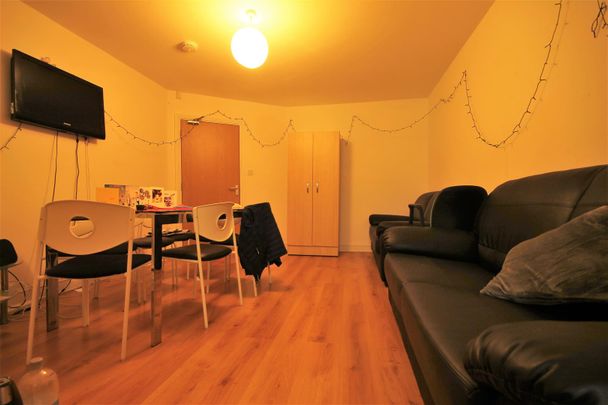 Stratford Road, Sandyford - Photo 1