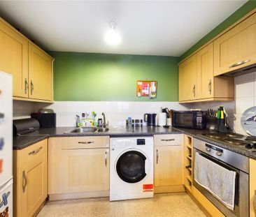 2 bedroom apartment to rent - Photo 6