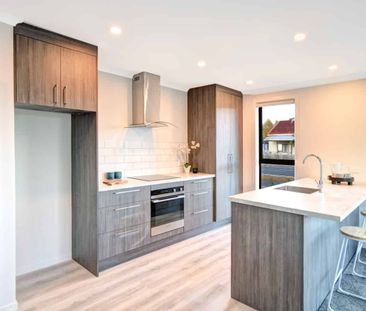 Executive living at its finest - Photo 1