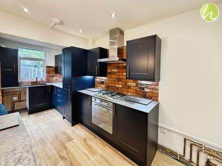 4 bedroom terraced house to rent - Photo 5