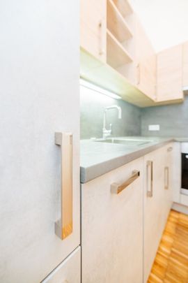 1. MONAT MIETFREI I WOHNEN AM PARKRAND I BALKON I WG-TAUGLICH I RUHIG I BADEWANNE I AB SOFORT I PROJEKT WOHNEN I - Foto 1