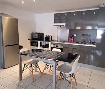 Location Appartement 3 pièces 72m² - Photo 5