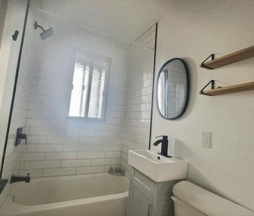 1 CH - 1 SDB - Montréal - $1,195 /mo - Photo 3