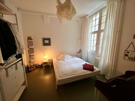 2 ZI-WOHNUNG IN BERN - ALTSTADT, MÖBLIERT, TEMPORÄR - Photo 3
