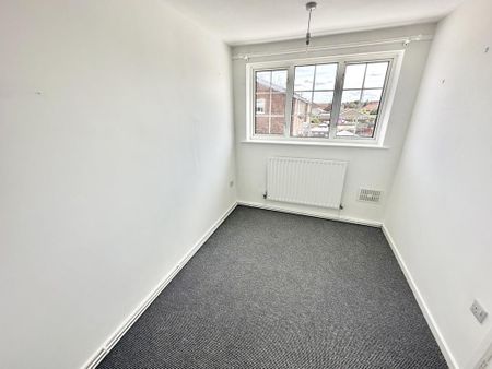 2 bedroom terraced house to rent - Photo 3