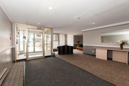 For Lease - 525 Eglinton Avenue Unit# 804, Toronto, Ontario - Photo 4