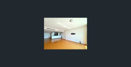 Spacious three-bedroom apartment offers comfort, convenience and lifestyle in Sydney’s most popular inner-city locations & Resort Facilities - Photo 2