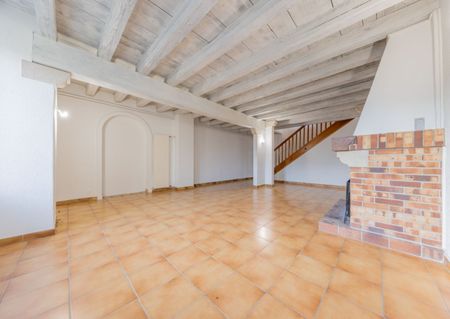 For rent – Magnificent Duplex in a 7.5-room village house – 260 m² – Heated swimming pool – Trélex (Nyon) - Photo 3