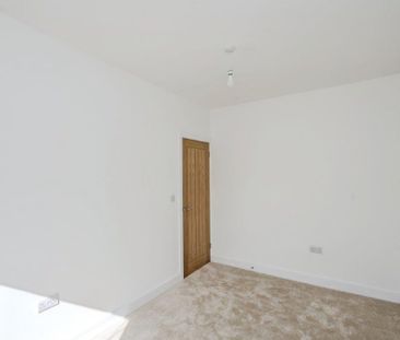 Heol Twrch, Lower Cwmtwrch, SWANSEA - Photo 1