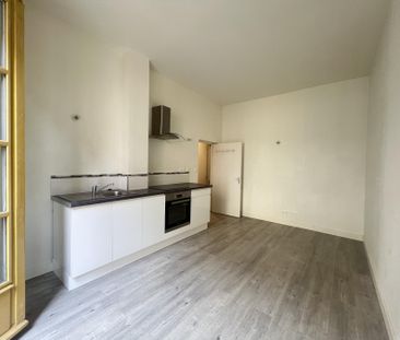 Location Appartement RENNES - CENTRE-VILLE - Photo 3