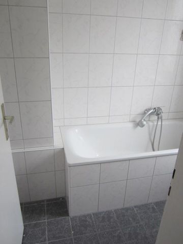Renovierte 4-Zimmer-Wohnung in Wöhrd zu vermieten! - Photo 3