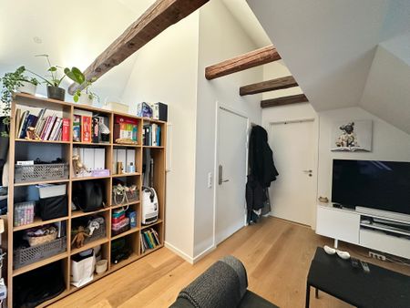 Hyggelig 1-værelses lejlighed med charme og lysindfald - Photo 2