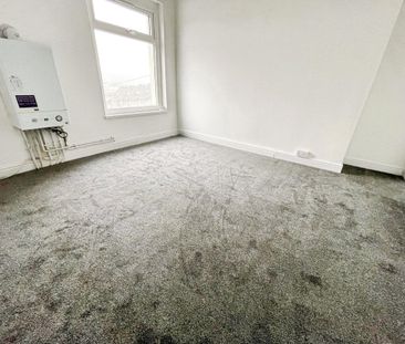 West Hill, TREDEGAR - Photo 3