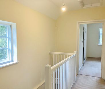 School House, Plex Lane - Photo 2