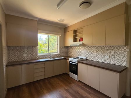 18 Berrima Road, Rosanna - Photo 4