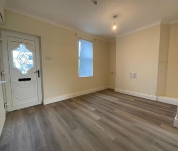 5 Bridge Street, Killyleagh, BT30 9QN - Photo 1