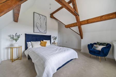 3 bedroom flat to rent - Photo 4