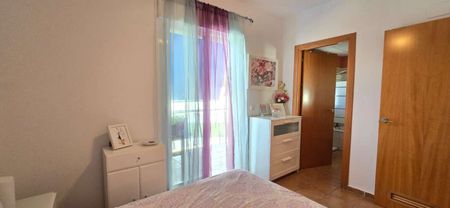 Apartment for rent in Torrox Costa - Photo 5