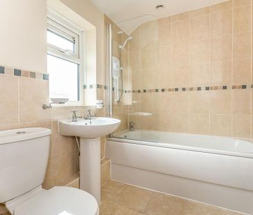 2 bedroom flat to rent - Photo 6